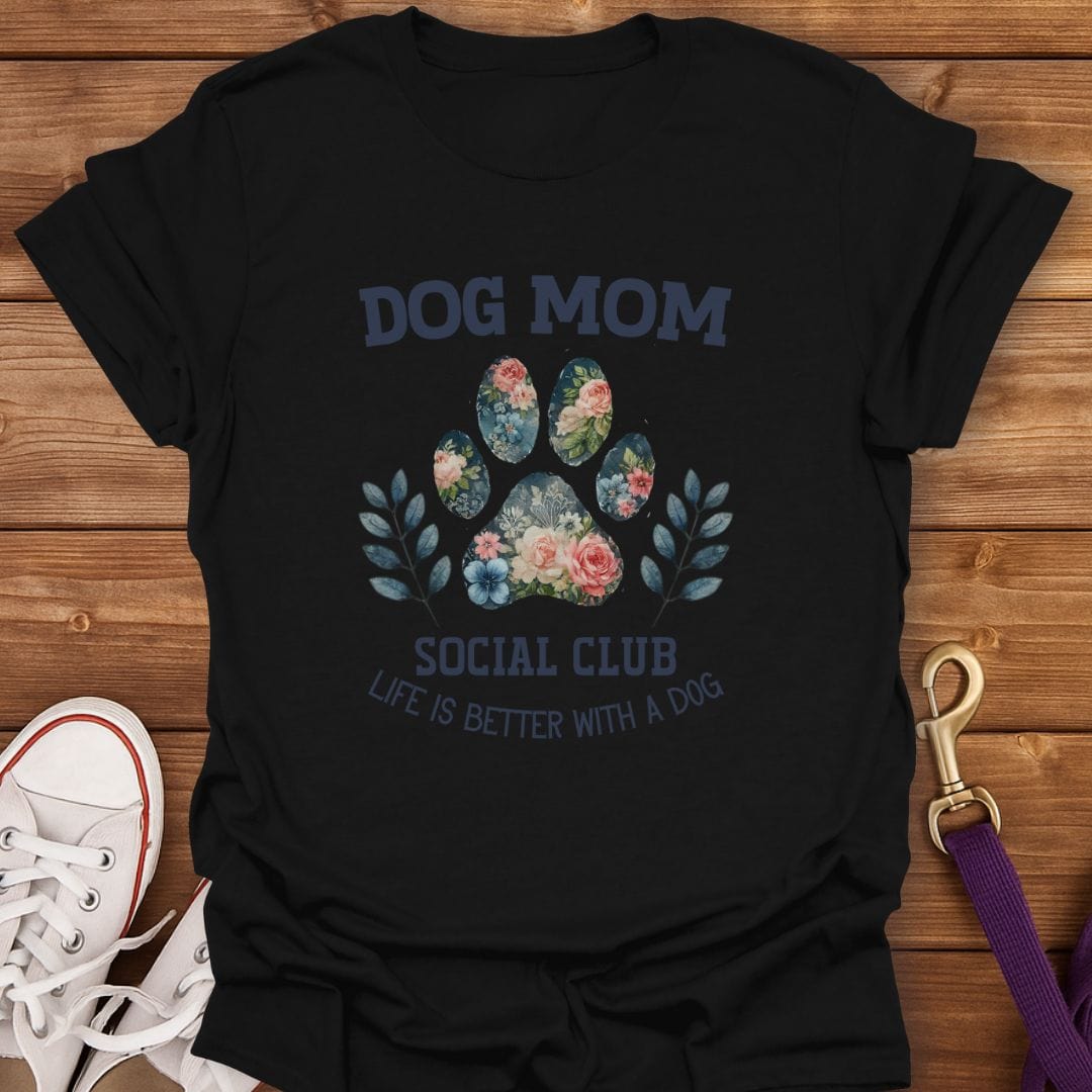 Dog Mom Club T-Shirt Black / S