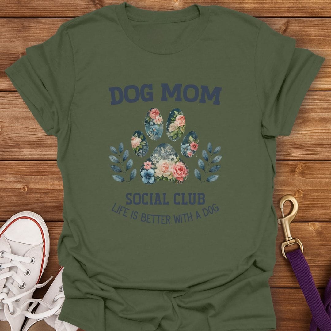 Dog Mom Club T-Shirt Military Green / S