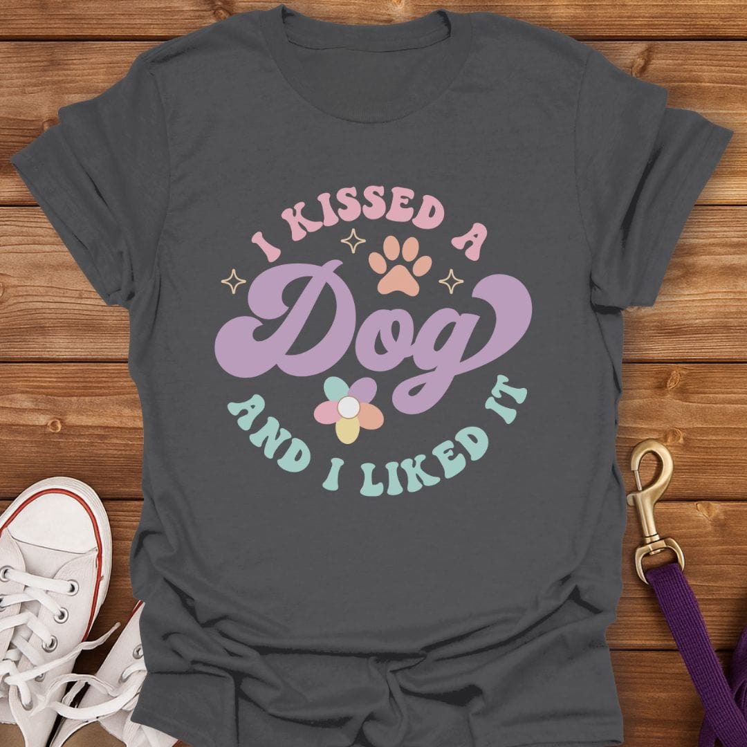 I Kissed a Dog T-Shirt Charcoal / S